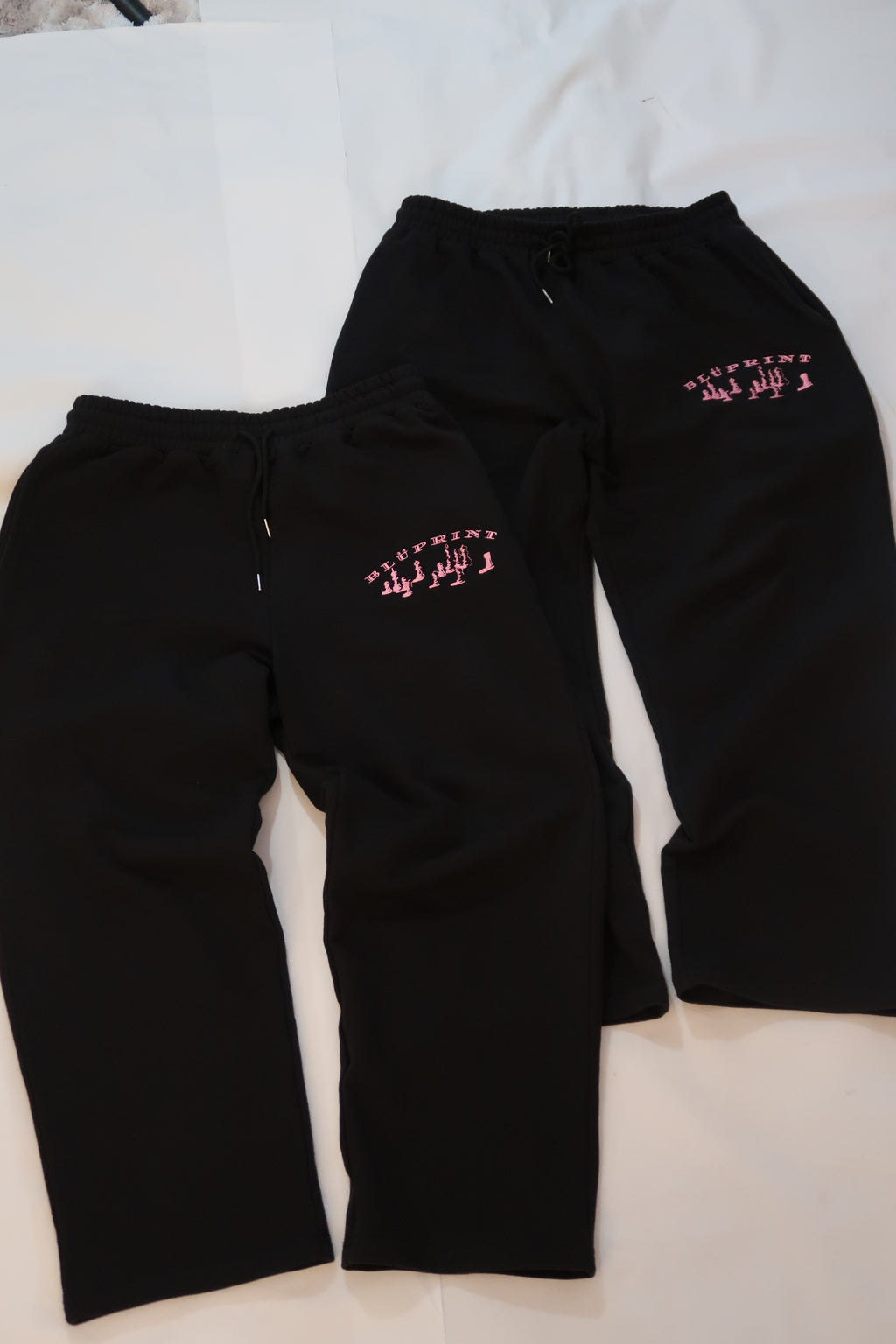 STRAIGHT-LEG BLÜ PANTS